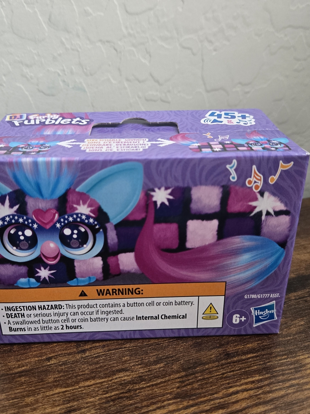 Furby DJ Furblets Dis-Co-Dazz Mini Electronic Plush Toy Stretchy Sound Effects N